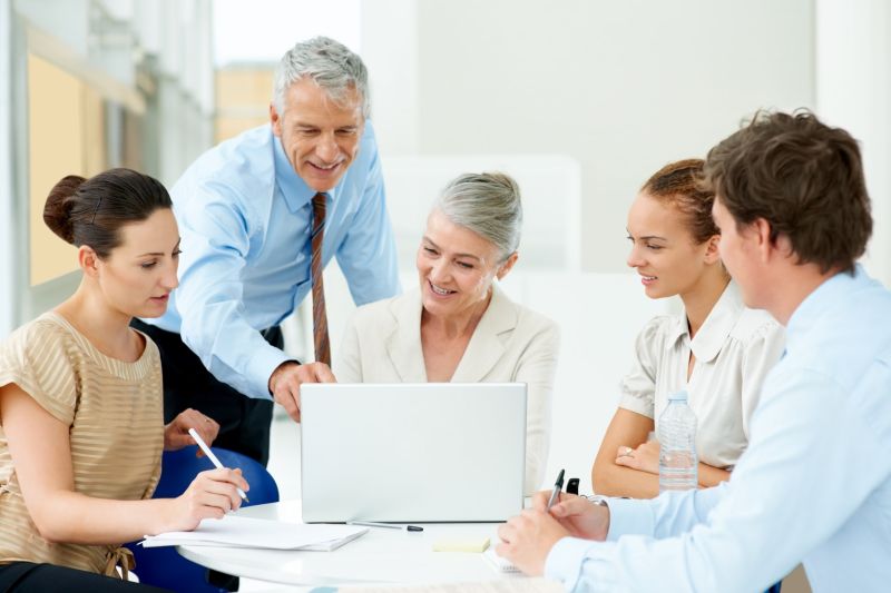 Mitarbeitende 55+: Die unterschätzte Ressource „von nebenan“